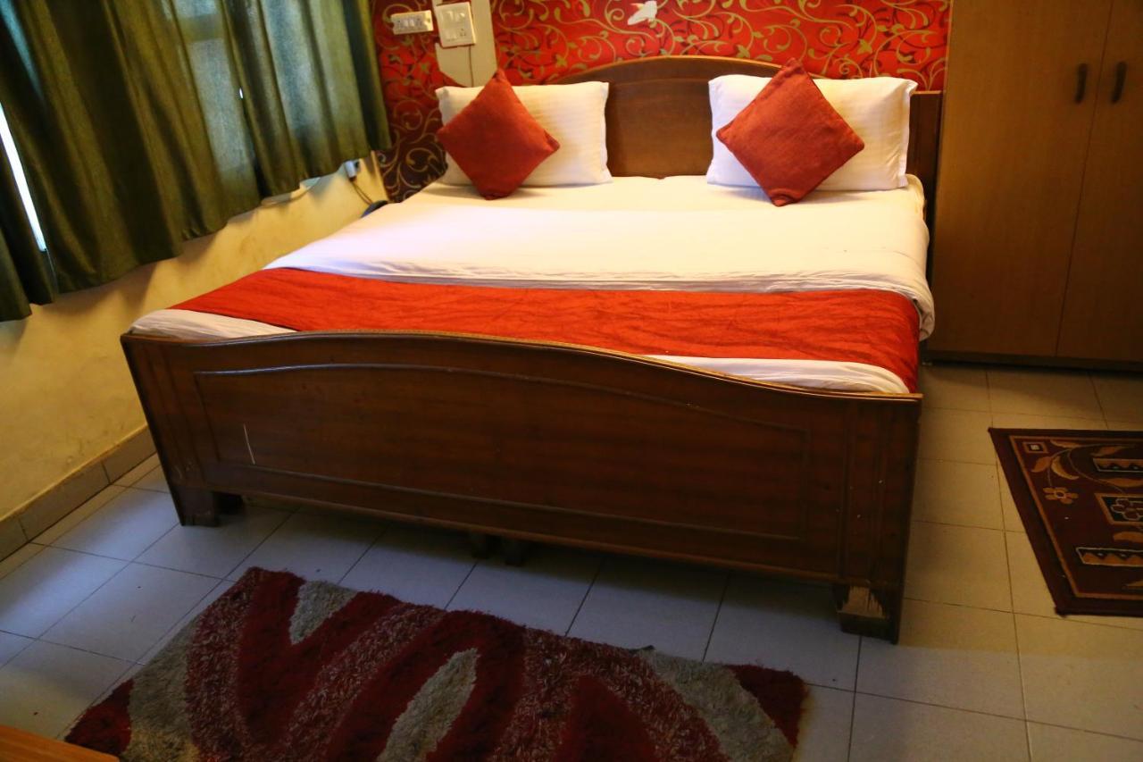 Hotel Diamond Palace Chandīgarh 外观 照片