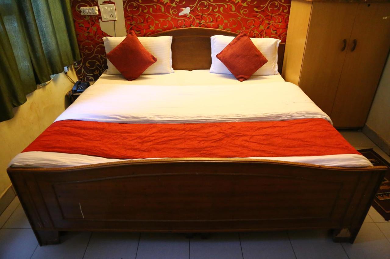 Hotel Diamond Palace Chandīgarh 外观 照片