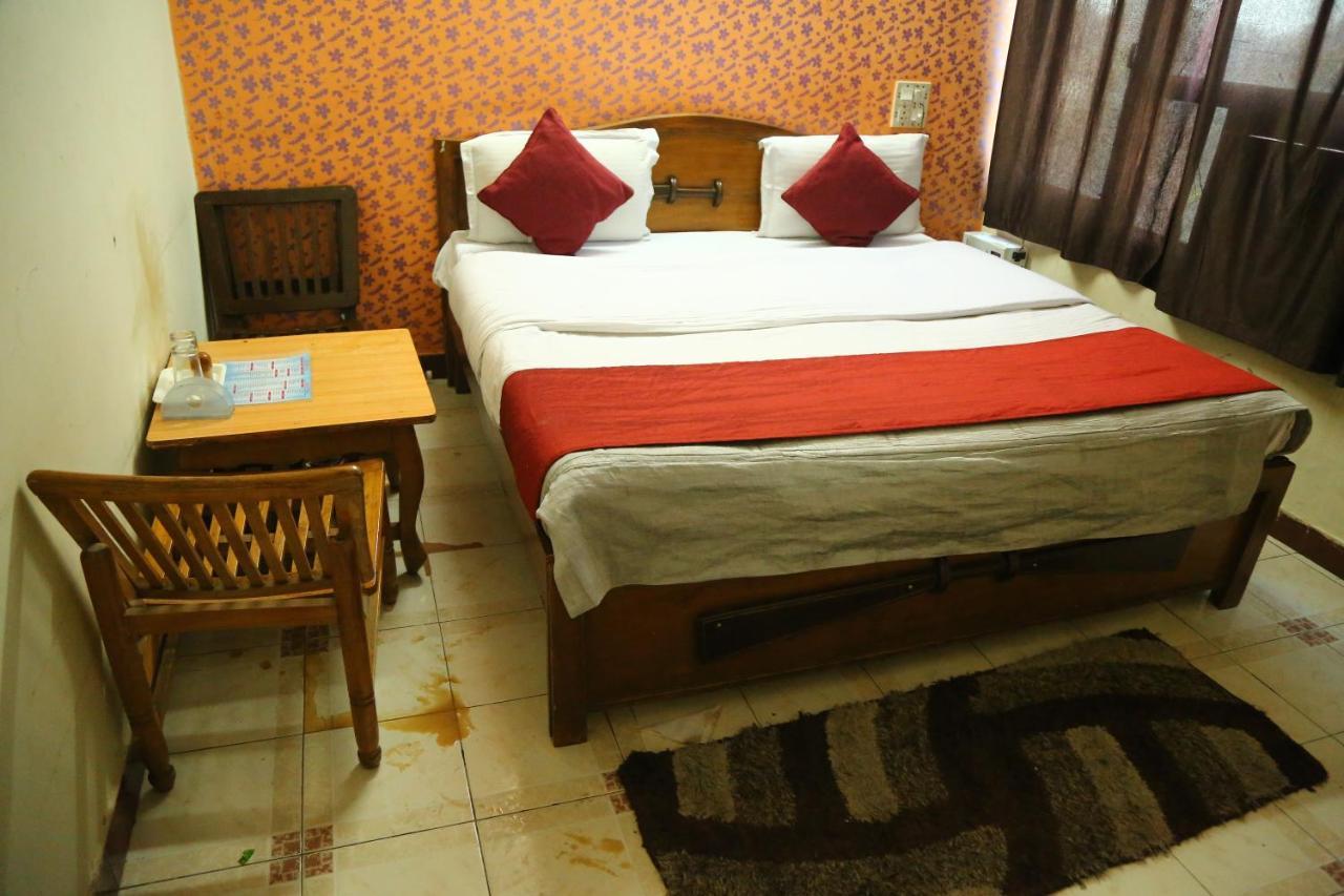 Hotel Diamond Palace Chandīgarh 外观 照片