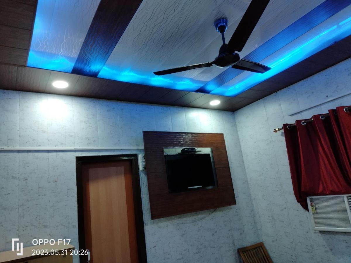 Hotel Diamond Palace Chandīgarh 外观 照片