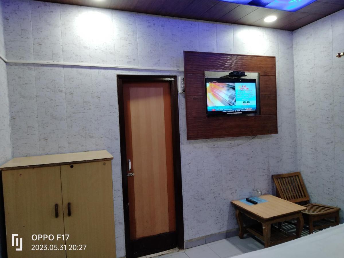 Hotel Diamond Palace Chandīgarh 外观 照片